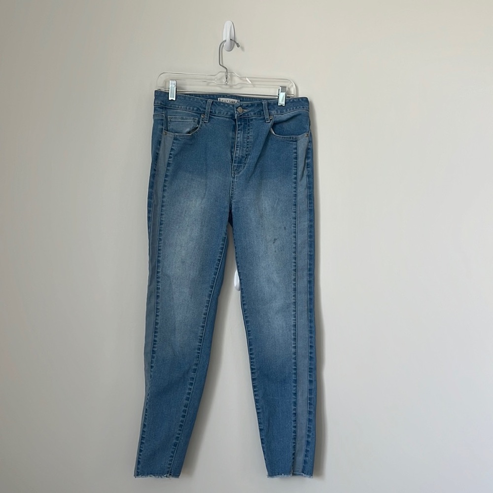 Vintage two-toned high rise skinny jeans!